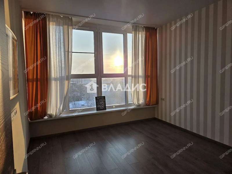 трёхкомнатная квартира в Корейском переулке дом 8