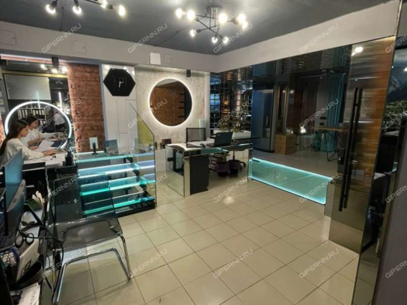 помещение под торговую площадь на улице Звездинка