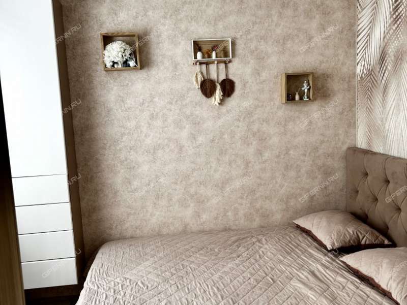 трёхкомнатная квартира на улице Буревестника дом 16