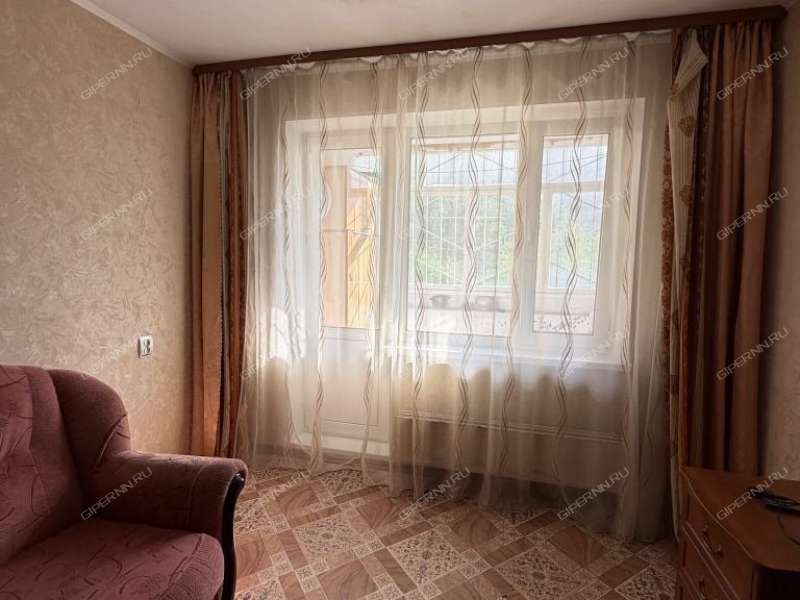 трёхкомнатная квартира на улице Политбойцов дом 2А