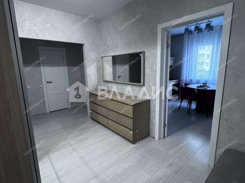 трёхкомнатная квартира на улице Богдановича дом 4 к1