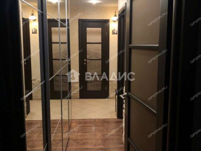 трёхкомнатная квартира на Перекопской улице дом 10