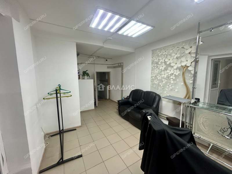 помещение под помещение свободного назначения на Советской улице рабочий посёлок Дальнее Константиново