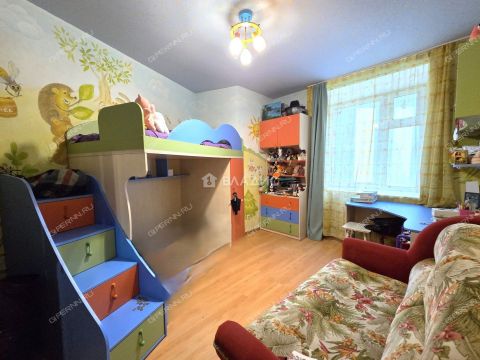 3-komnatnaya-ul-nizhne-pecherskaya-d-2 фото