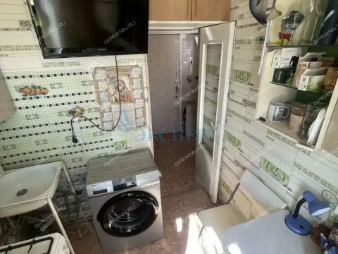 1-komnatnaya-ul-marshala-golovanova-d-65 фото