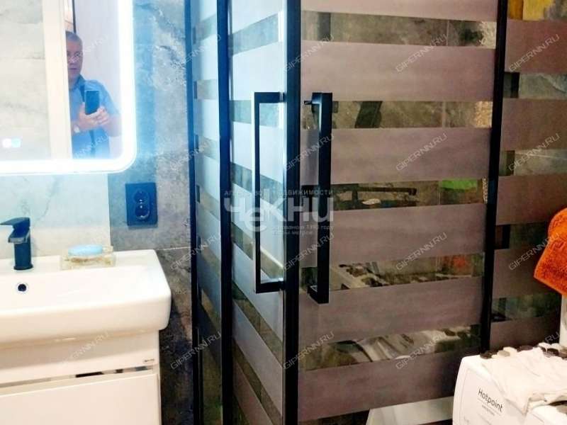 трёхкомнатная квартира на улице Октябрьской Революции дом 40