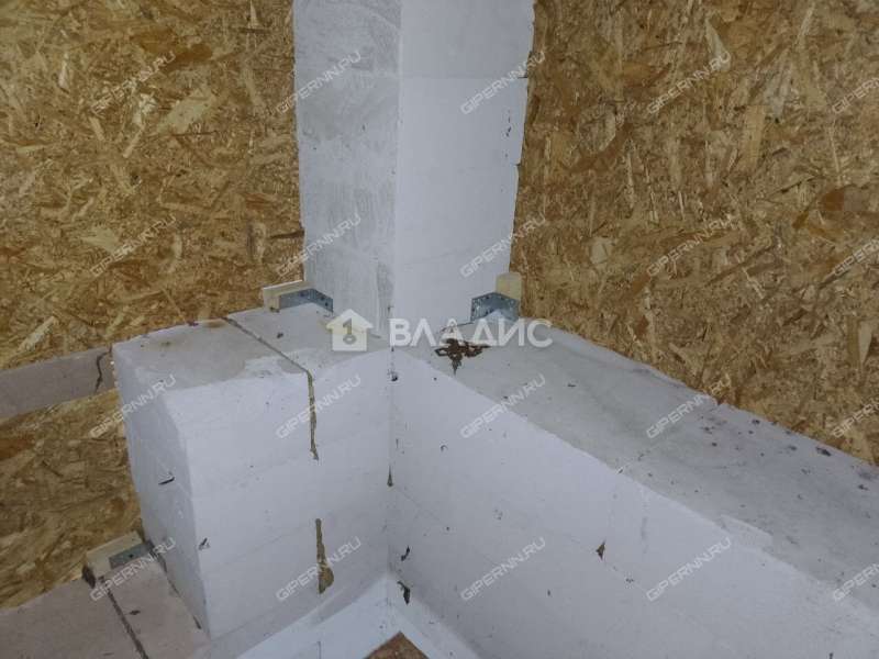 дом на улице Сутырина посёлок Ленинская Слобода