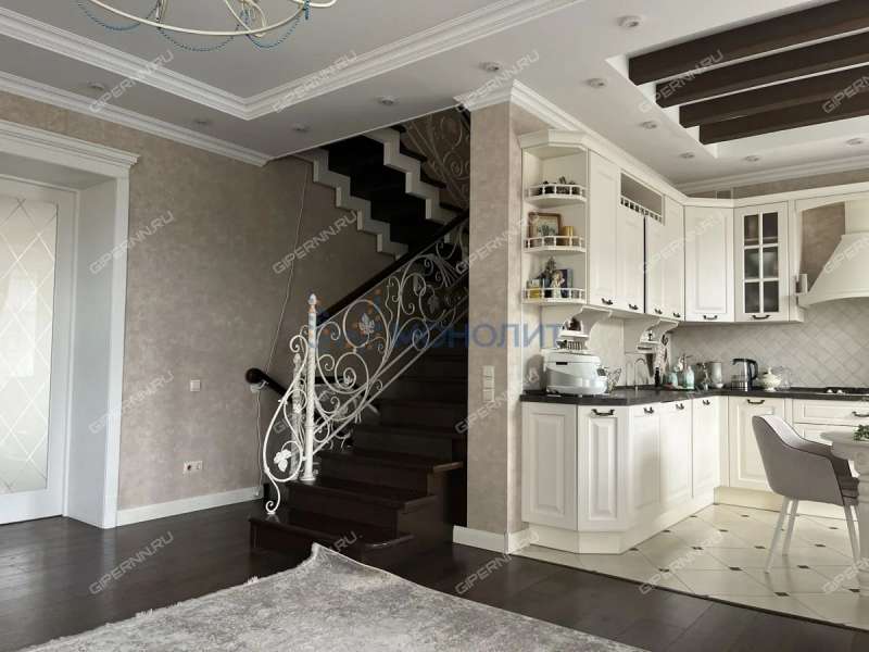 таунхаус на -