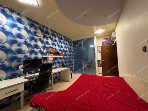 4-komnatnaya-ul-minina-d-19-6 фото