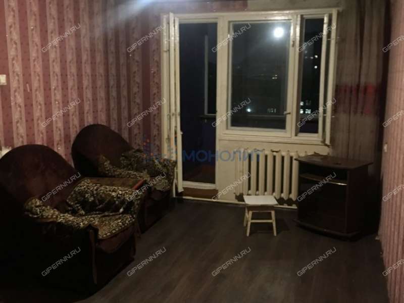 двухкомнатная квартира на улице Верхнепечёрская дом 1