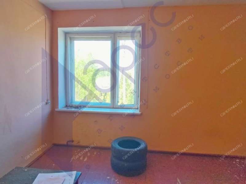 помещение под коммерческую недвижимость на Центральной улице деревня Берёзово