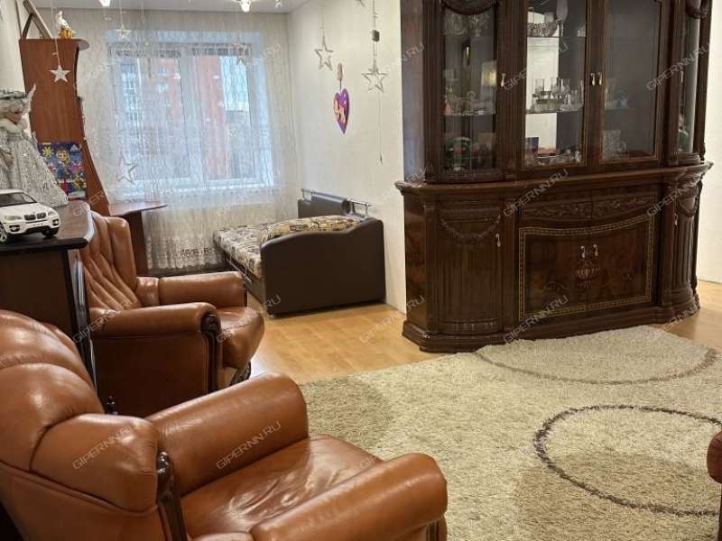 трёхкомнатная квартира на проспекте Гагарина дом 109