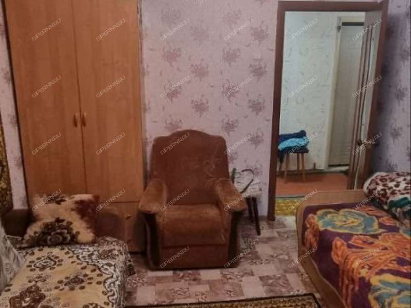 трёхкомнатная квартира на улице Ватутина дом 16а