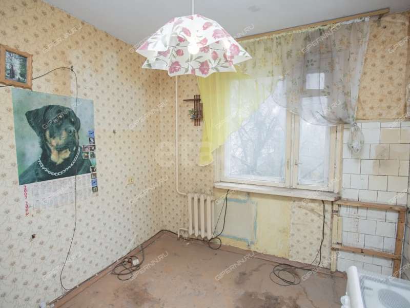 трёхкомнатная квартира на улице Маршала Голованова дом 33