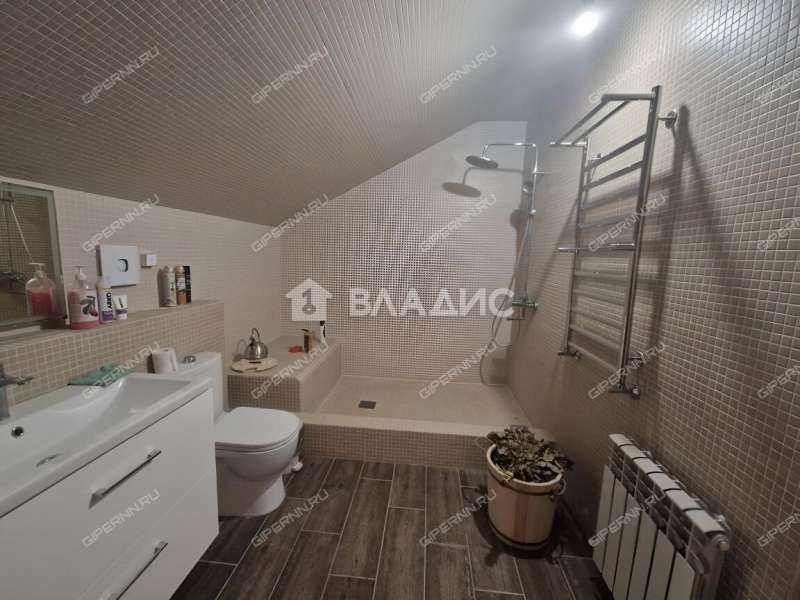 дом на Акварельной улице