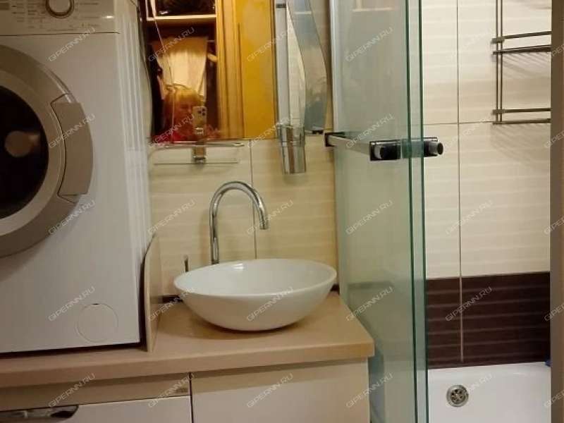 трёхкомнатная квартира на улице Лесной Городок дом 5