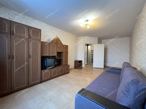 1-komnatnaya-ul-verhnepecherskaya-d-15-k1 фото