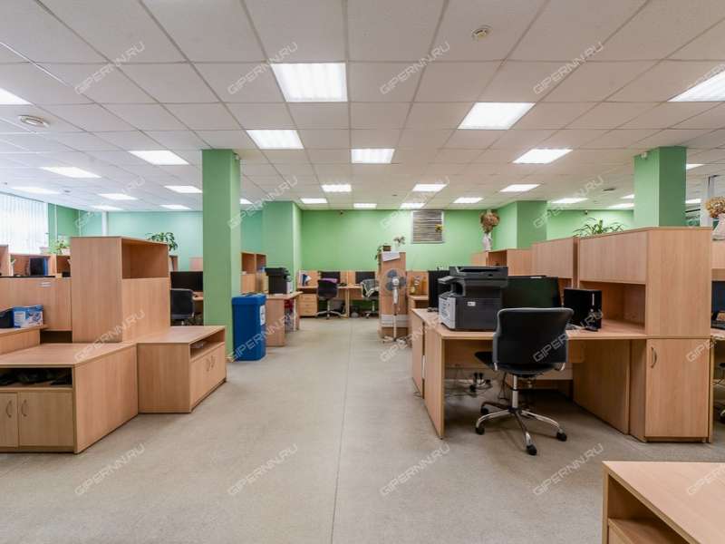 здание под офис на улице Маршала Казакова