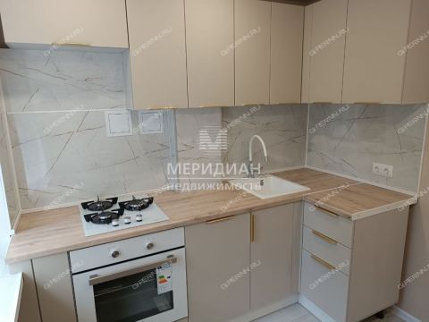 1-komnatnaya-ul-geroya-sovetskogo-soyuza-prygunova-d-1 фото