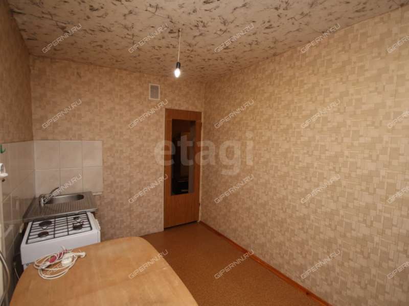 трёхкомнатная квартира на улице Сазанова дом 13