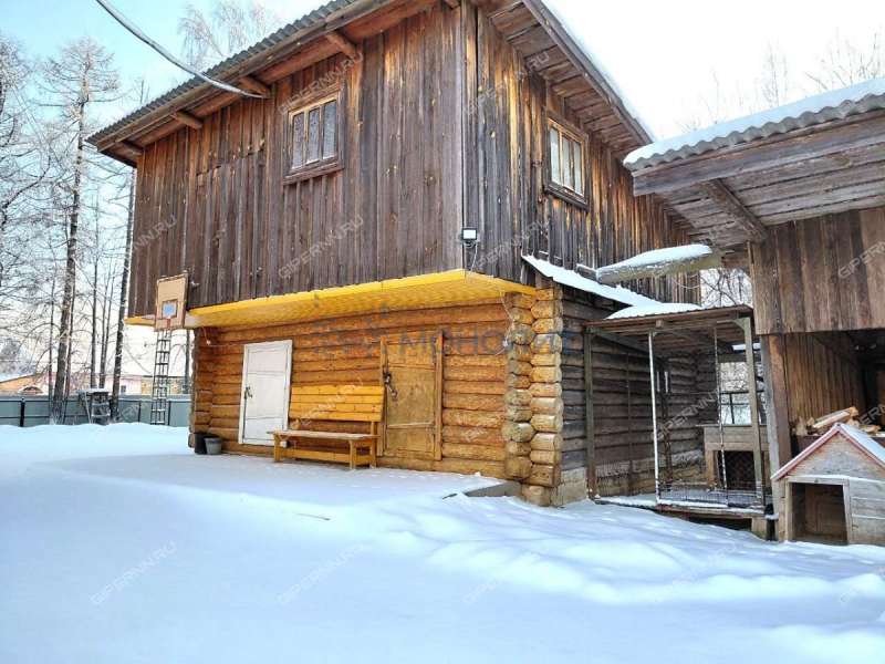 четырёхкомнатная квартира на улице Рабочая дом 25 рабочий посёлок Сухобезводное