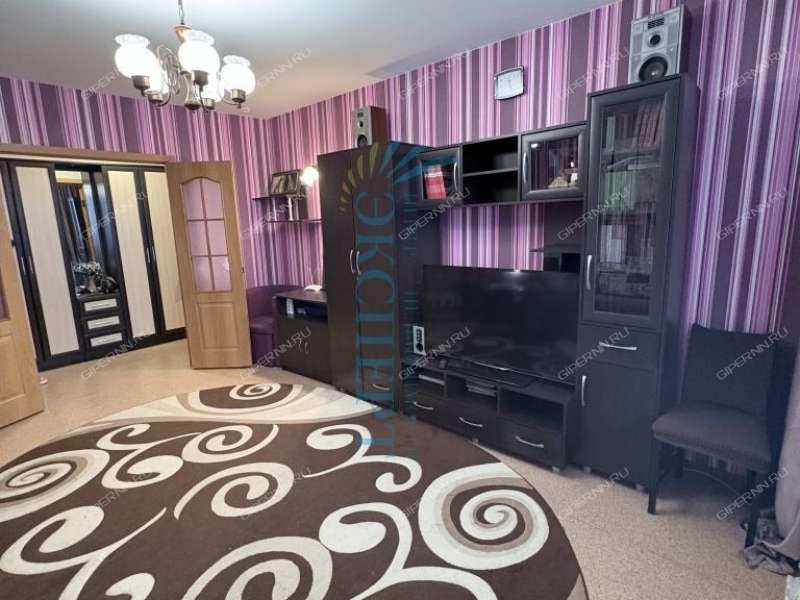 двухкомнатная квартира на улице Родионова дом 167 к1