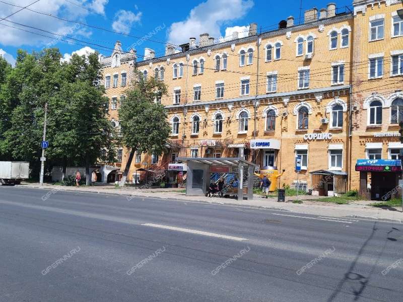 помещение под офис, торговую площадь на улице Коминтерна