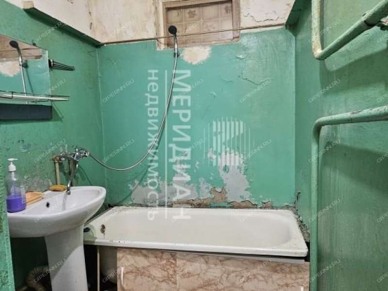 однокомнатная квартира на улице Чугунова дом 3 город Бор