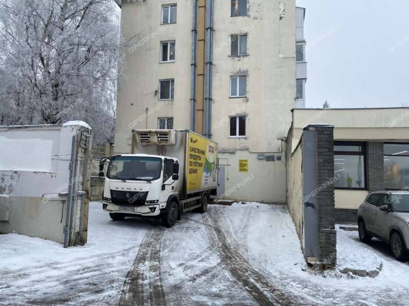 помещение под торговую площадь на набережной Федоровского