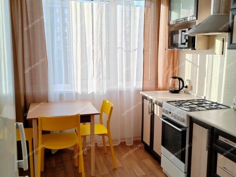 1-komnatnaya-nab-volzhskaya-d-7 фото