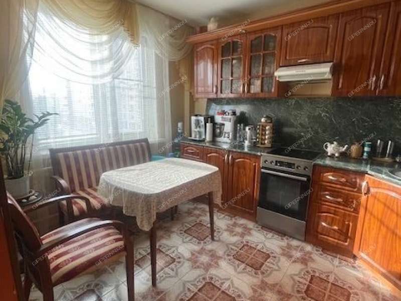 трёхкомнатная квартира на проспекте Ильича дом 39  к2