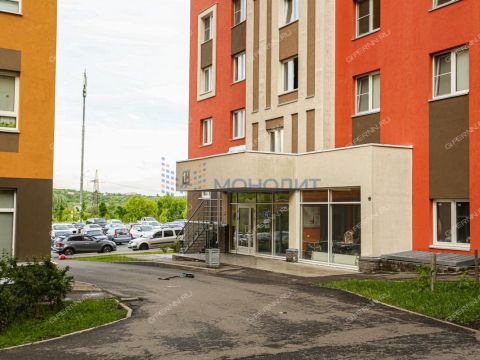 3-komnatnaya-ul-romantikov-d-8 фото