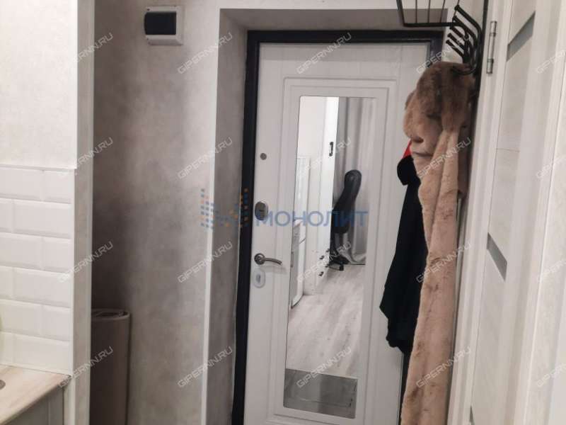 комната в доме 42 на улице Бурденко