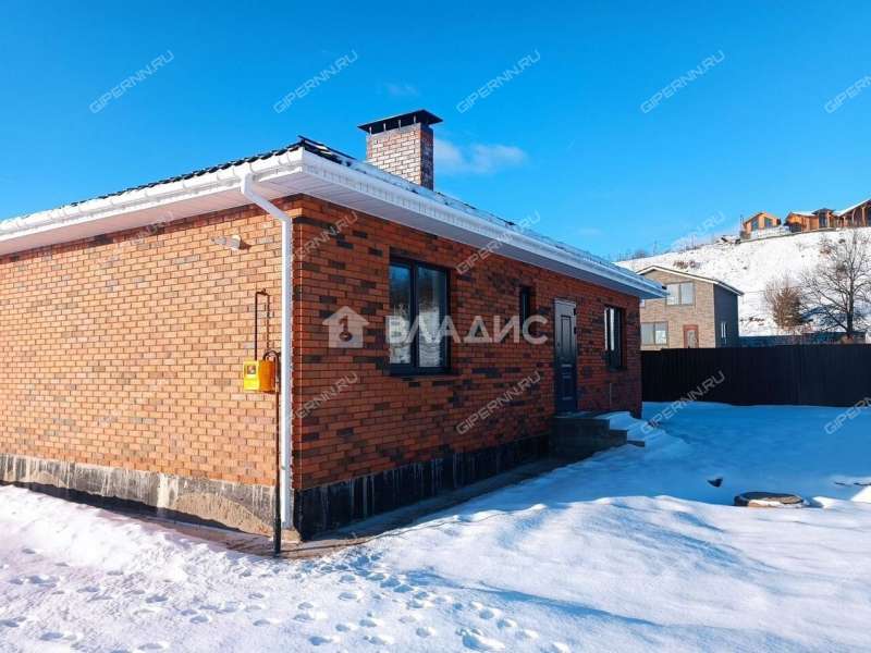 дом на улице Речная деревня Карабатово