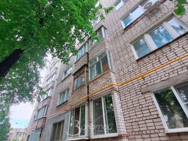 однокомнатная квартира на улице Коминтерна дом 18