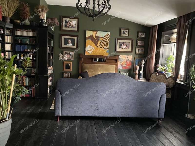 четырёхкомнатная квартира на улице Воровского дом 24