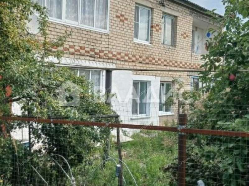 трёхкомнатная квартира на улице 40 лет Победы дом 3 село Свобода