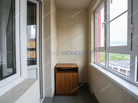 3-komnatnaya-ul-romantikov-d-8 фото