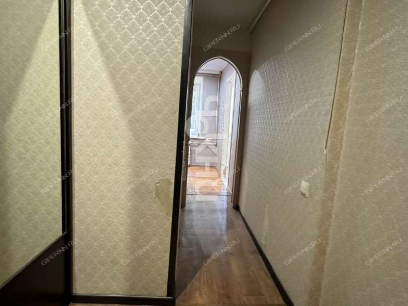 однокомнатная квартира на улице Сергея Тюленина дом 7