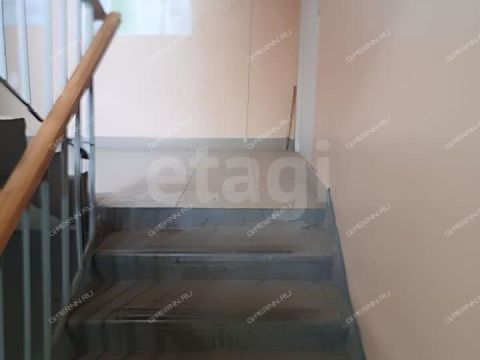 2-komnatnaya-b-r-zarechnyy-d-7-k1 фото