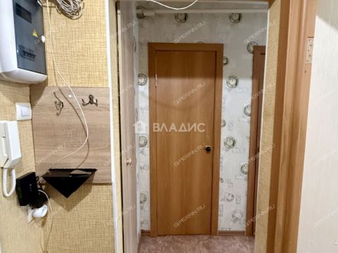 1-komnatnaya-ul-sergeya-akimova-d-3 фото