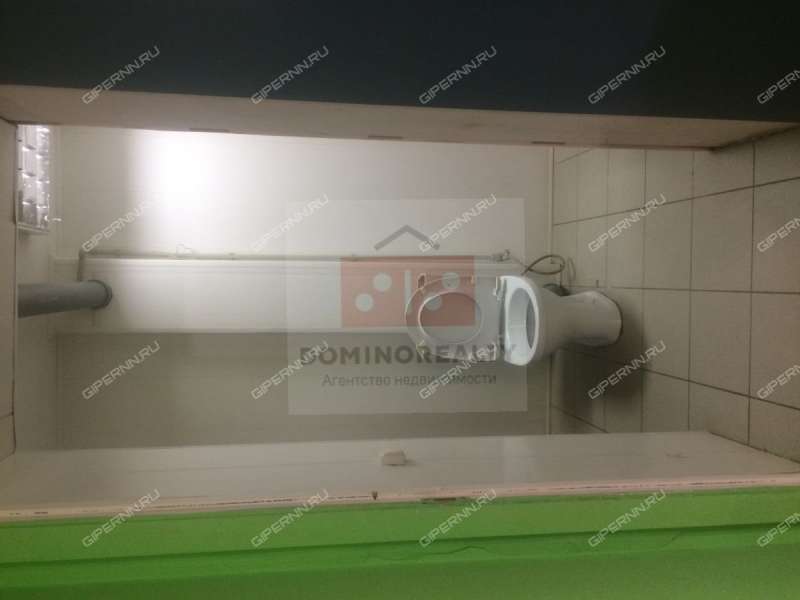 помещение под коммерческую недвижимость на улице Коминтерна