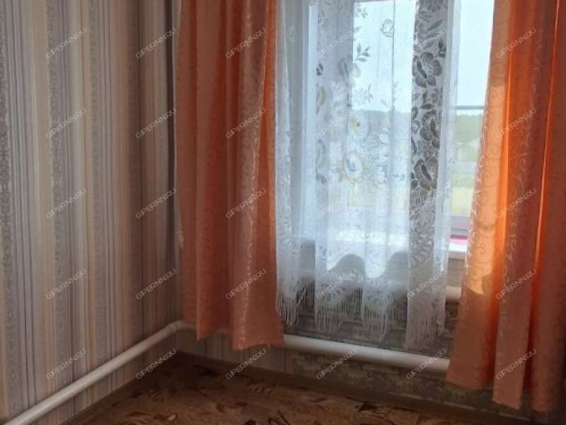 дом на  деревня Ройка