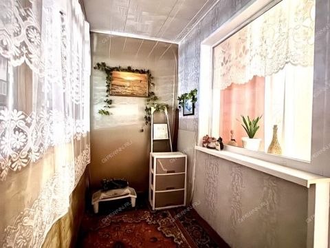 3-komnatnaya-ul-strokina-d-19 фото