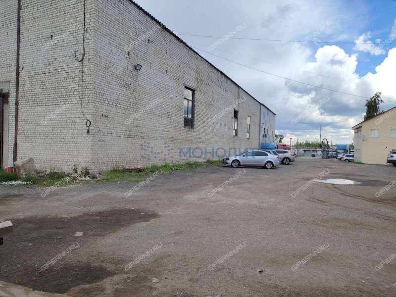 здание под офис, торговую площадь на улице Щербакова