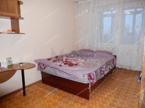 3-komnatnaya-b-r-zarechnyy-d-3 фото