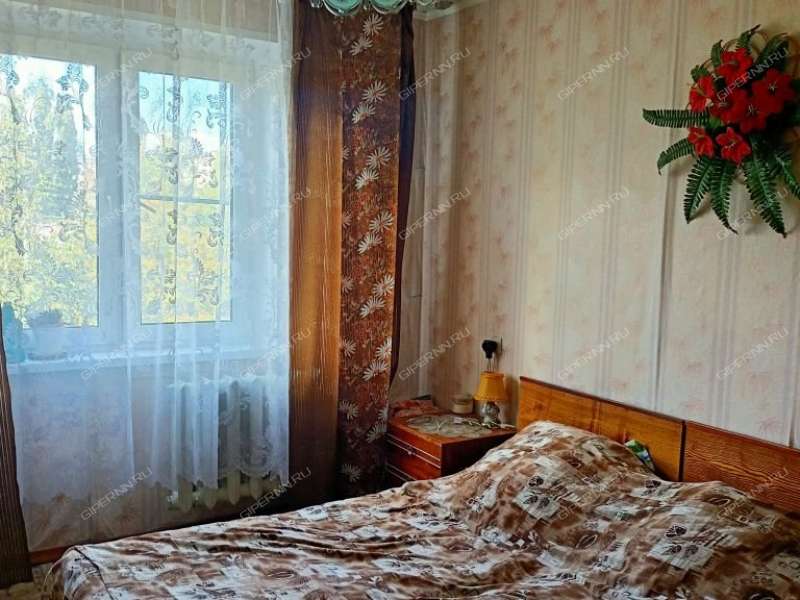 трёхкомнатная квартира на Львовской улице дом 33