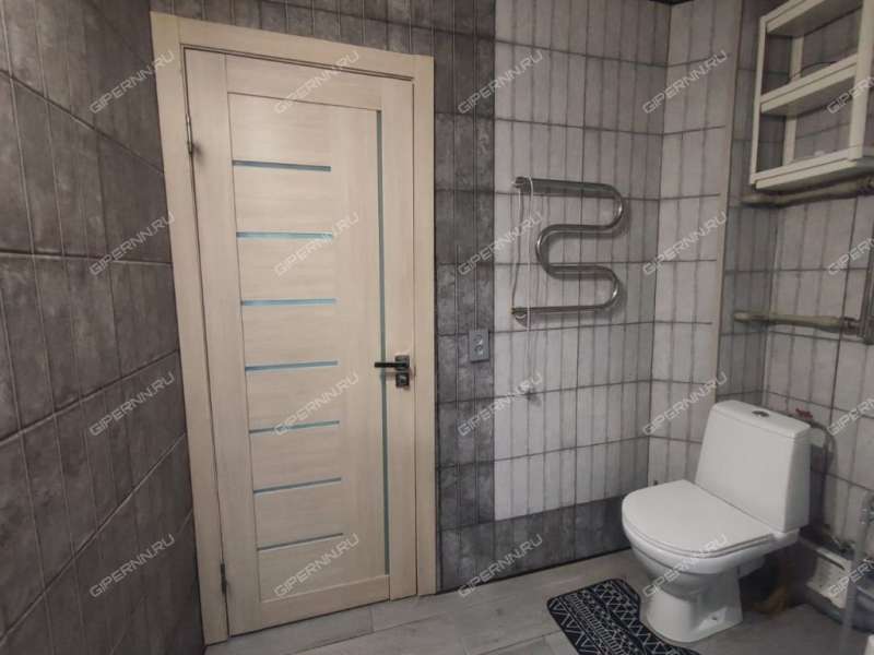 четырёхкомнатная квартира на улице Пермякова дом 4А