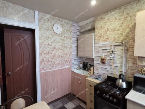 2-komnatnaya-ul-strokina-d-8 фото