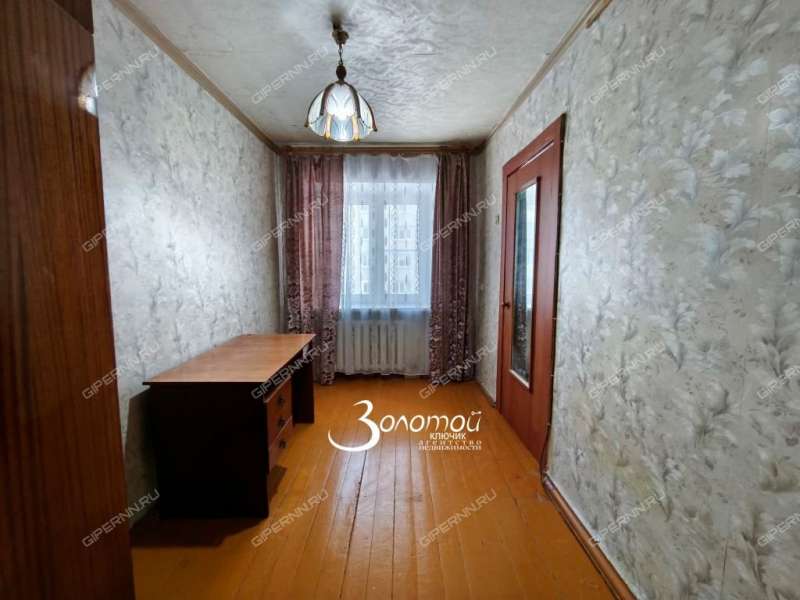 двухкомнатная квартира на Заводской улице дом 15 к2